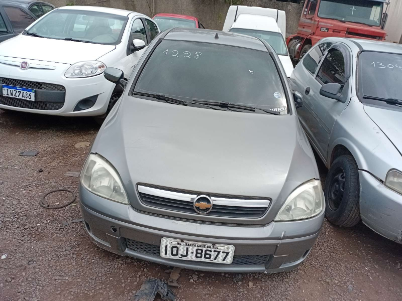 Chevrolet Corsa 2008 em leilão