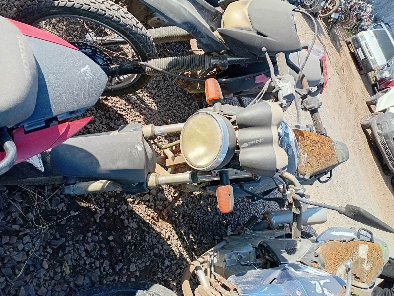 Honda CBX 2008 em leilão