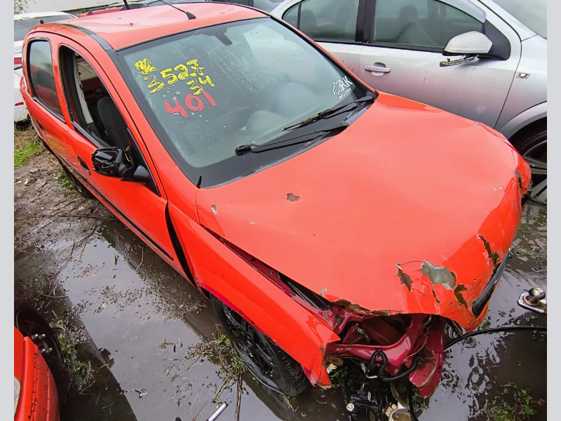 Chevrolet Corsa 2008 em leilão