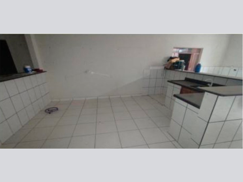 Prédio - Paranaíta - MT, localizado em Paranaíta - MT, bairro Setor Comercial