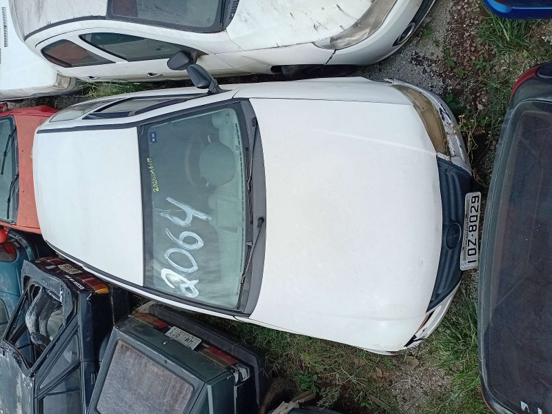 Fiat Strada 2010 em leilão