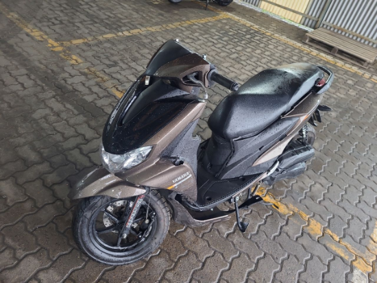 Yamaha FLUO 125 2024 2025 Gasolina
