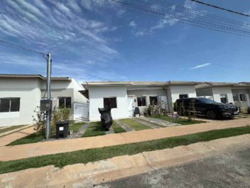 Casa - Várzea Grande - MT, localizado em Várzea Grande - MT, bairro Sesmaria Chapéu do Sol