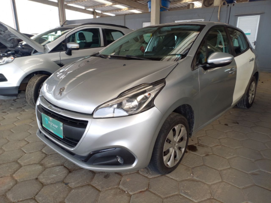 Peugeot 208 ACTIVE MT 2017 2018 Gas/Alc