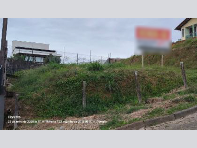 Terreno - Joinville - SC, localizado em Joinville - SC, bairro Floresta