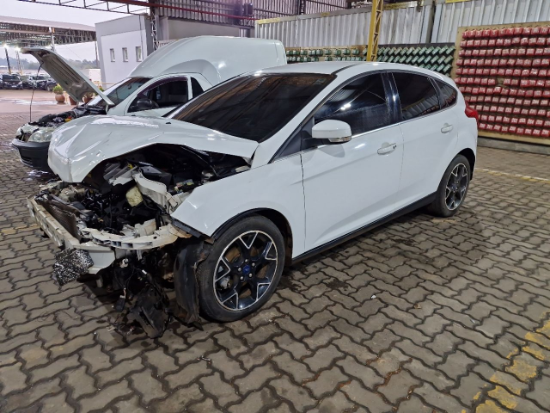 Ford Focus TI AT 2.0HB 2015 2015 Gas/Alc