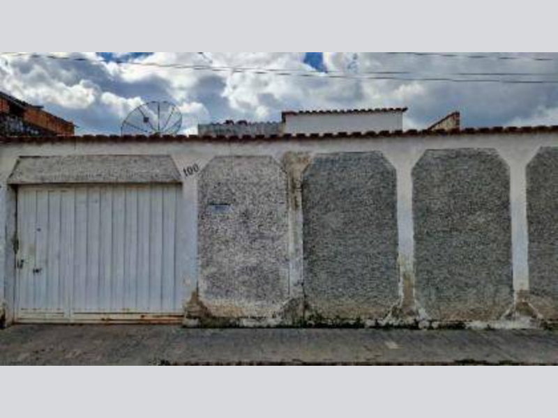 Casa - Cachoeira Paulista - SP, localizado em Cachoeira Paulista - SP, bairro Vila Carmem