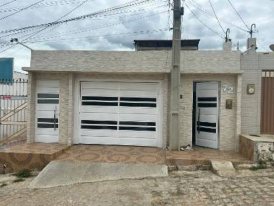 Casa - Sertânia - PE