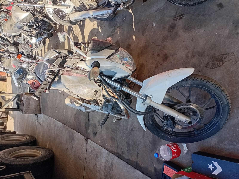 Honda CG 2021 em leilão