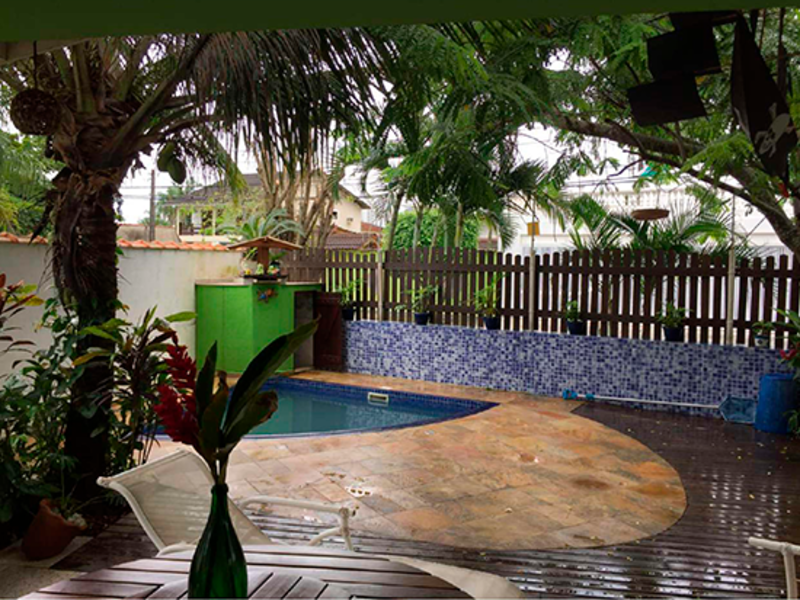 Casa - Guarujá - SP, localizado em Guarujá - SP, bairro Jardim Virgínia