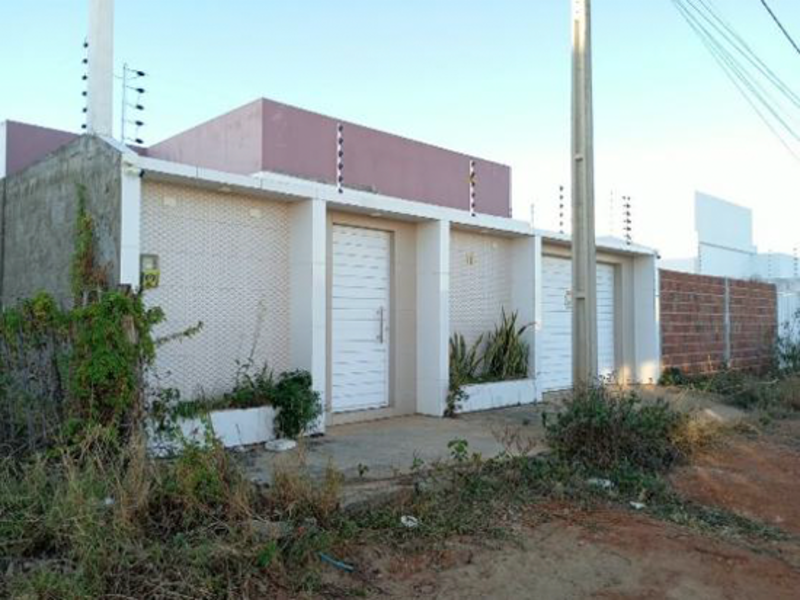 Casa - Afogados da Ingazeira - PE, localizado em Afogados Da Ingazeira - PE, bairro Campinhos