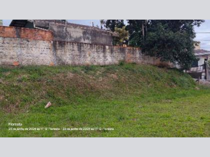 Terreno - Joinville - SC, localizado em Joinville - SC, bairro Floresta