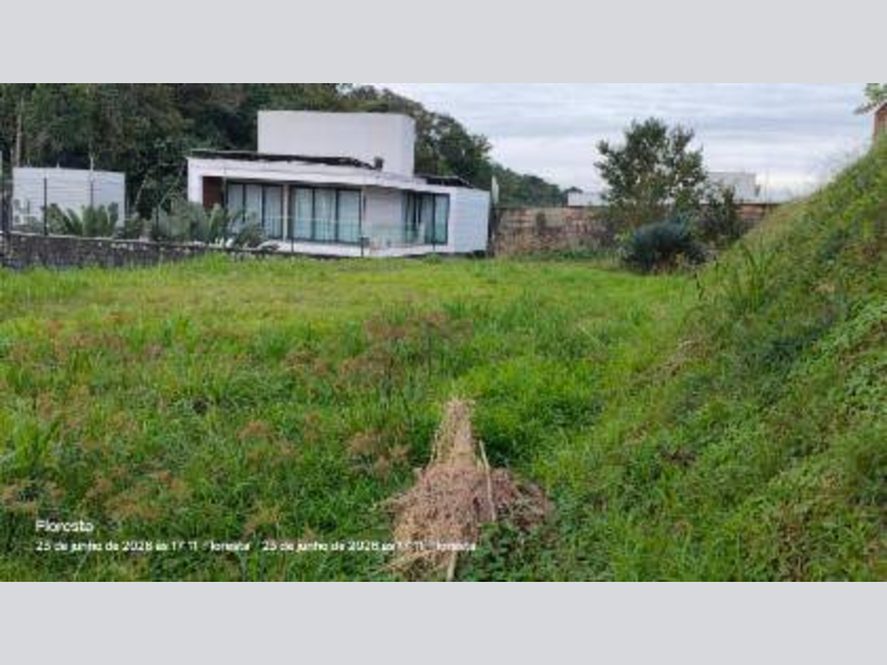 Terreno - Joinville - SC, localizado em Joinville - SC, bairro Floresta