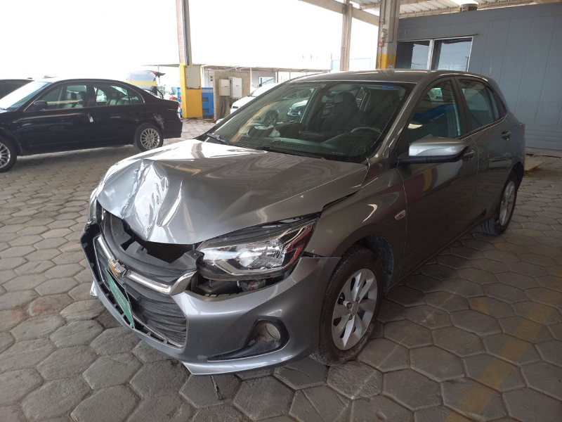 Chevrolet Onix 2024 em leilão