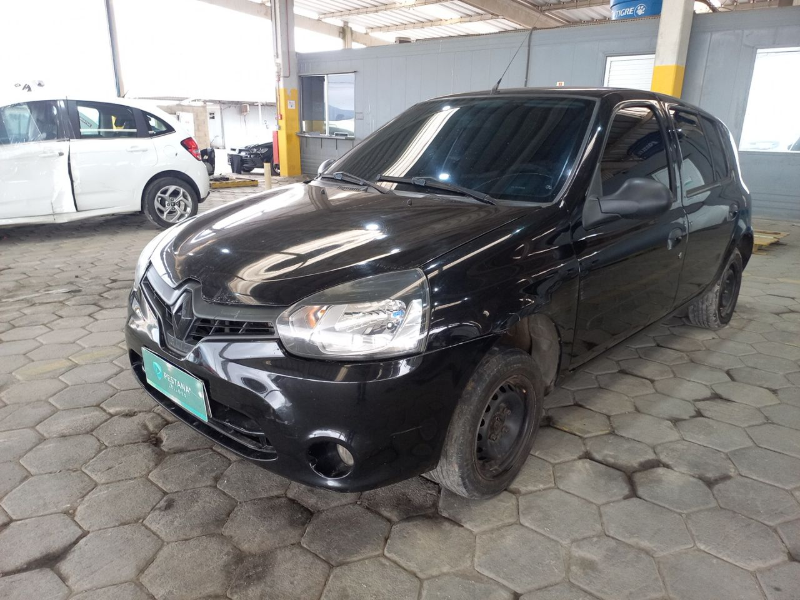 Renault Clio 2015 em leilão
