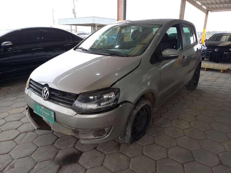 Volkswagen Fox 2014 em leilão