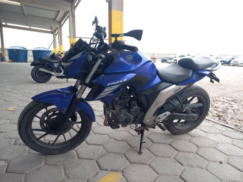 Yamaha Fz25 2022 em leilão