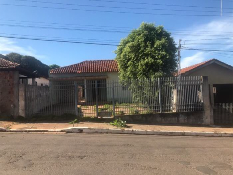 Casa - Clementina - SP, localizado em Clementina - SP, bairro Centro