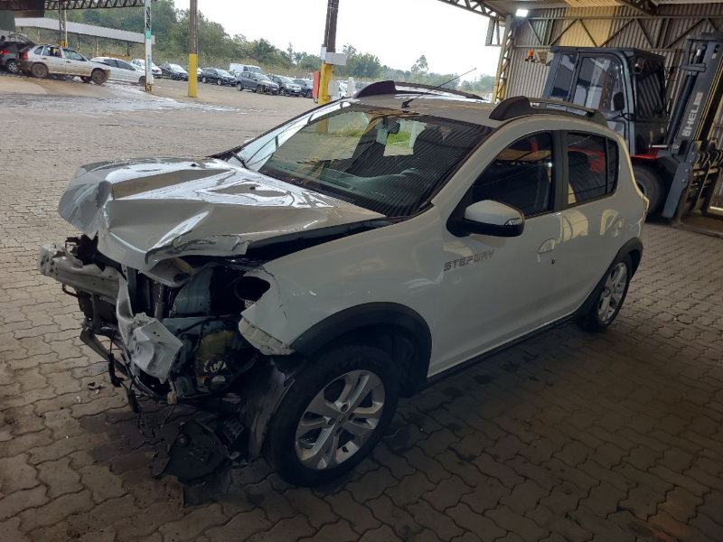 Renault Sandero 2019 em leilão