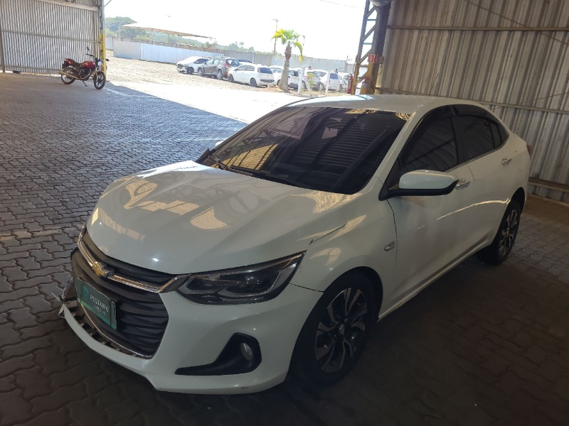 Chevrolet Onix 2023 em leilão