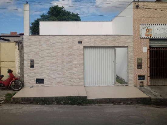 Casa - Feira de Santana - BA