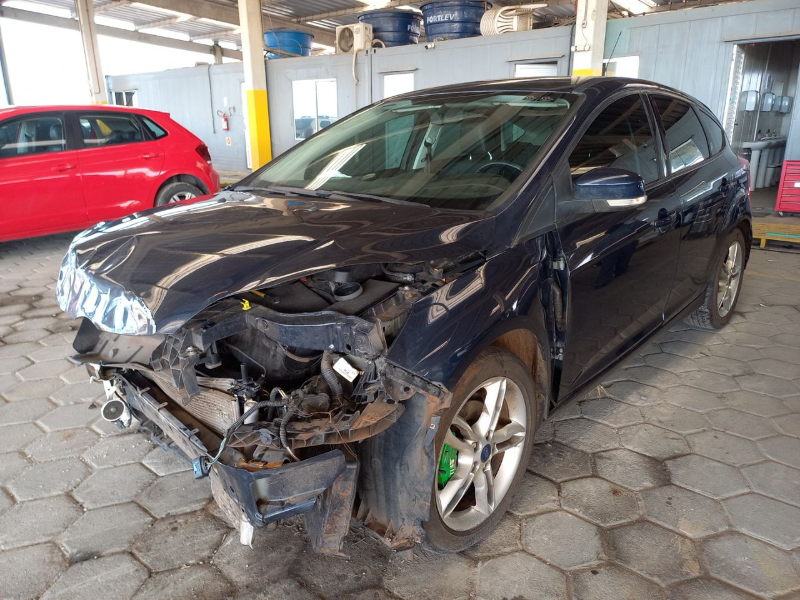 Ford Focus 2015 em leilão