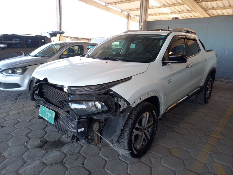 Fiat Toro 2017 em leilão