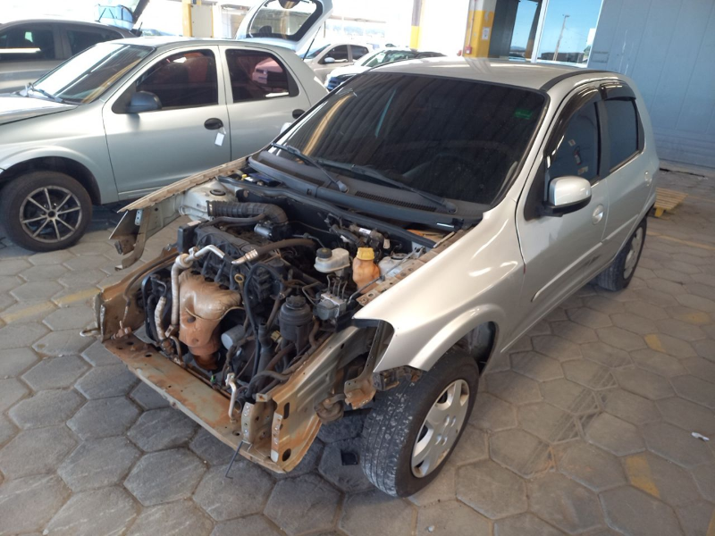 Chevrolet Celta 2015 em leilão