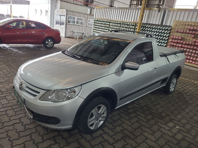 Volkswagen Saveiro 2012 em leilão