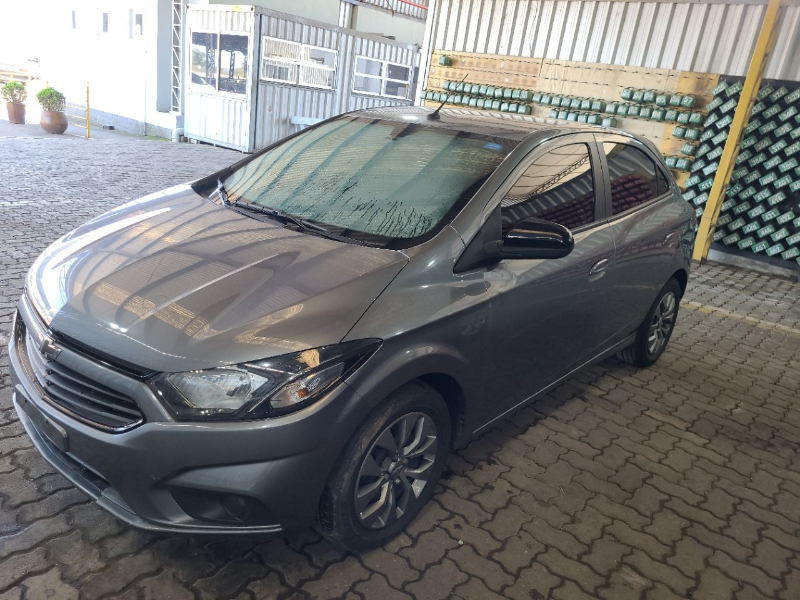 Chevrolet Onix 2020 em leilão