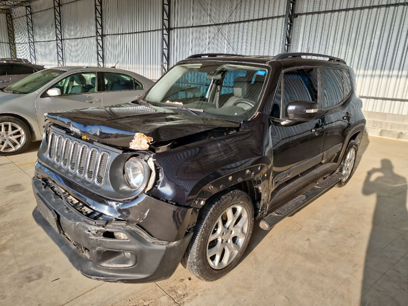 Jeep Renegade 2016 em leilão