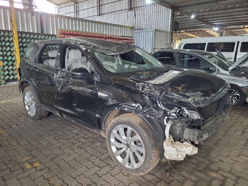 Land Rover Discovery 2016 em leilão