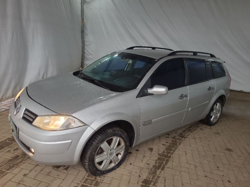 Renault Megane 2011 em leilão