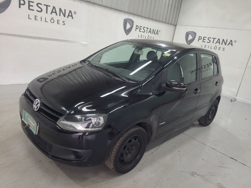 Volkswagen Fox 2013 em leilão