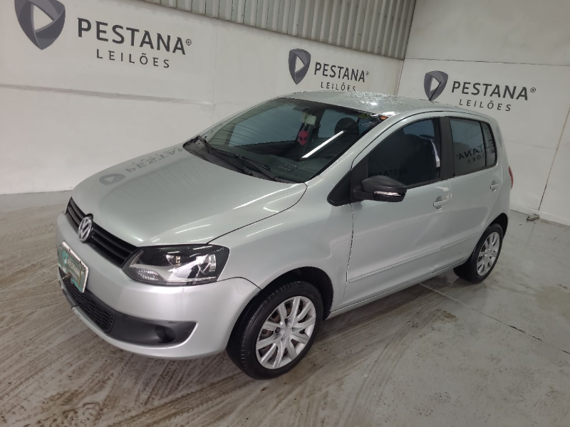 Volkswagen Fox 2014 em leilão