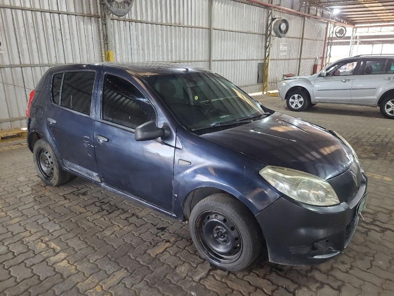 Renault Sandero 2012 em leilão