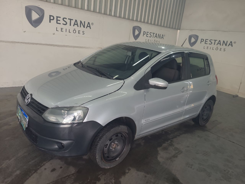 Volkswagen Fox 2014 em leilão