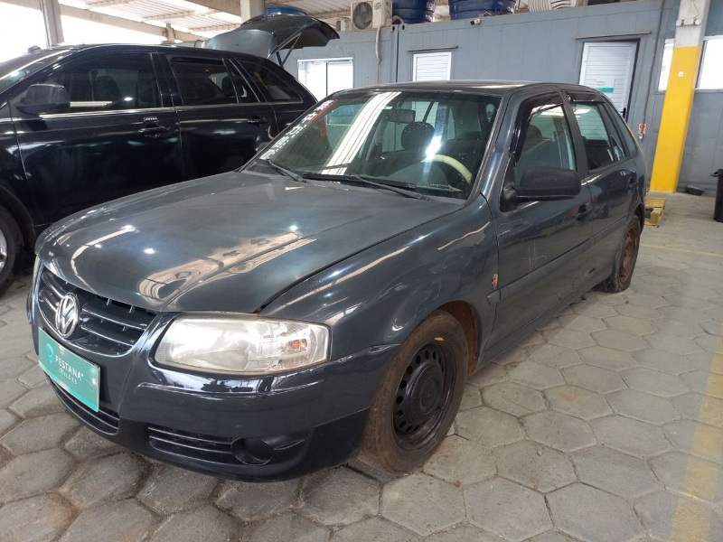 Volkswagen Gol 2010 em leilão