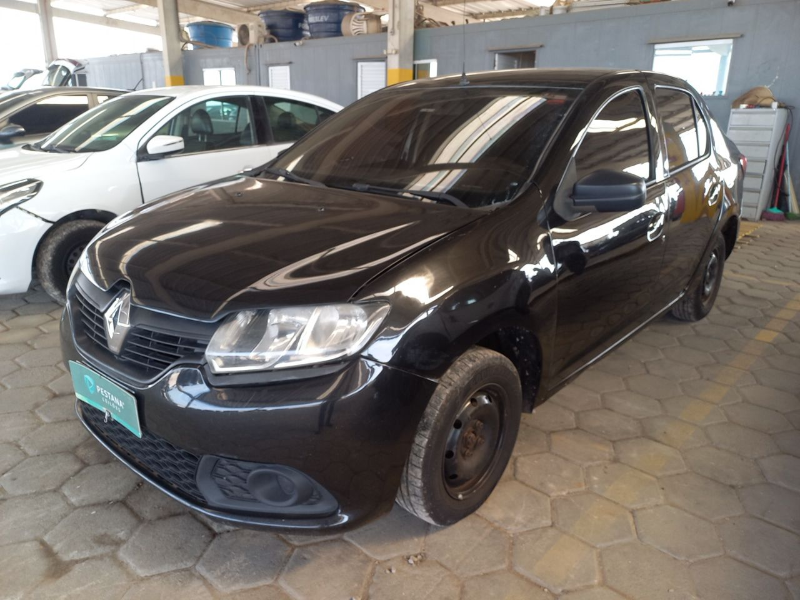 Renault Logan 2014 em leilão