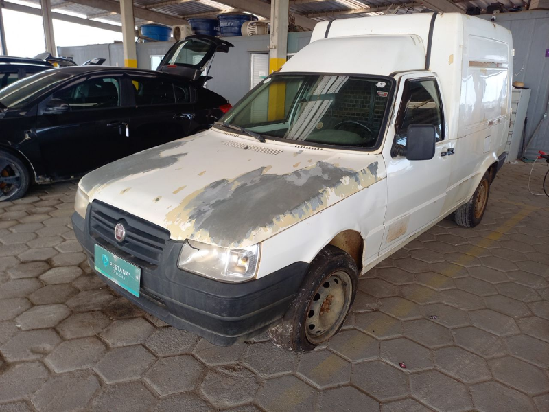 Fiat Fiorino 2010 em leilão