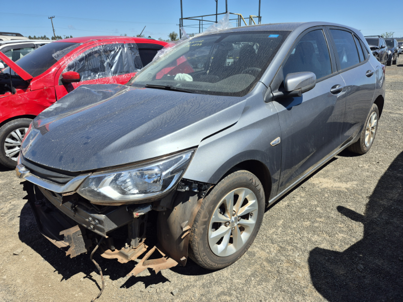 Chevrolet Onix 2022 em leilão