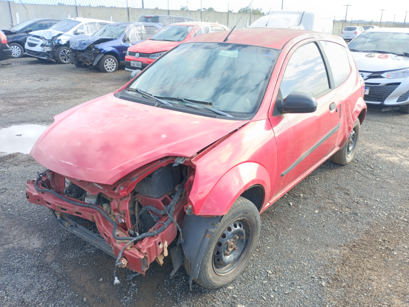 Ford Ka 2011 em leilão