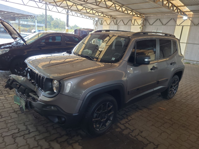Jeep Renegade 2021 em leilão