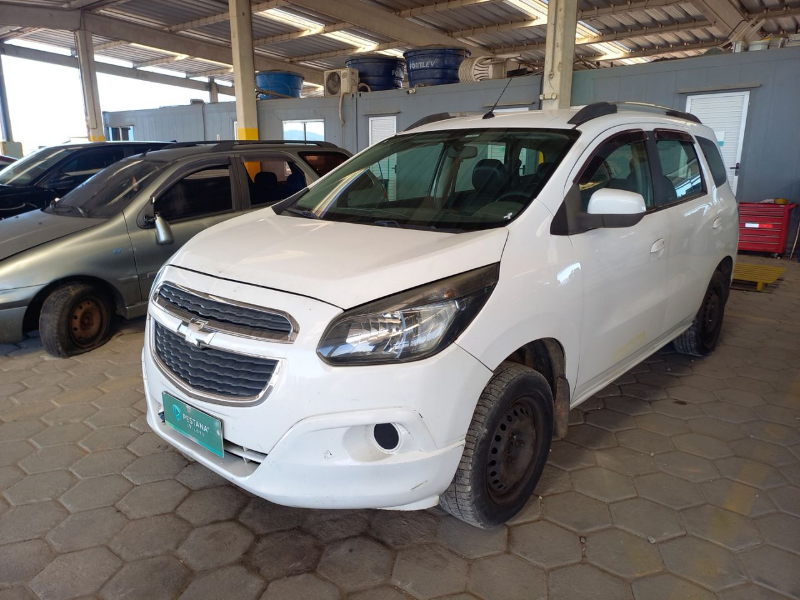 Chevrolet Spin 2016 em leilão