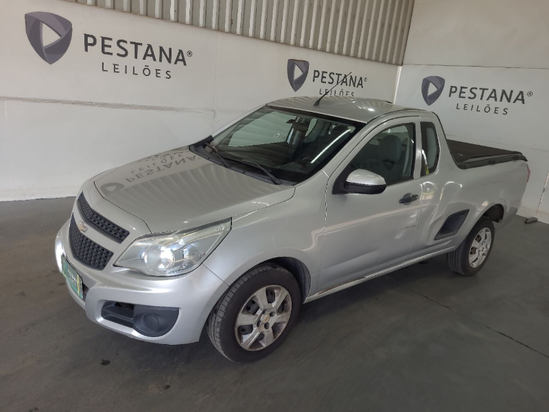 Chevrolet Montana 2016 em leilão