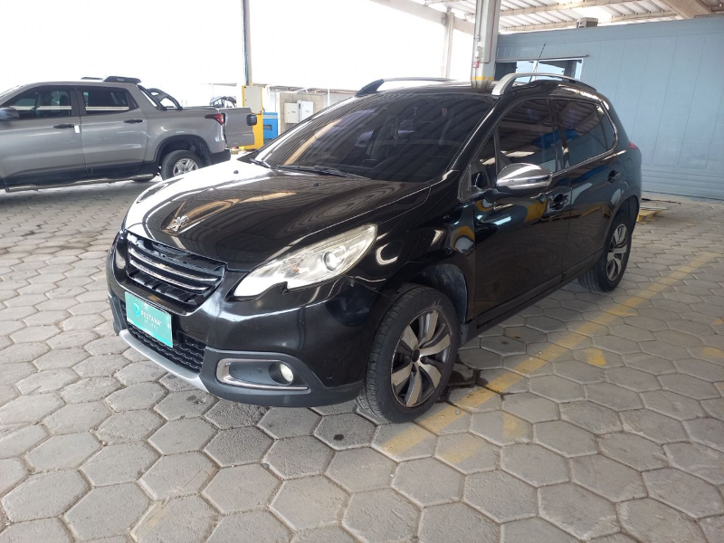Peugeot 2008 2015 em leilão