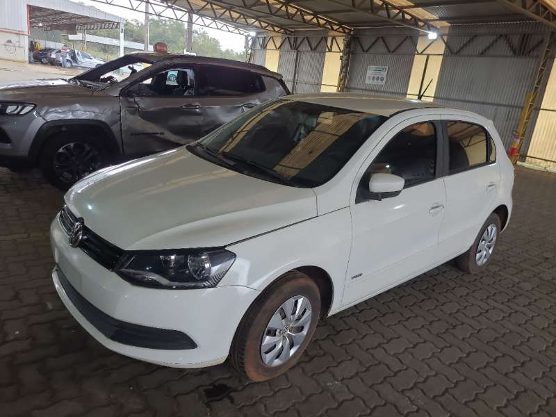 Volkswagen Novo Gol 2014 em leilão
