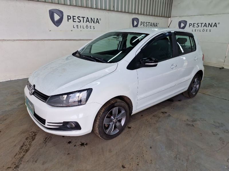Volkswagen Fox 2021 em leilão — RS
