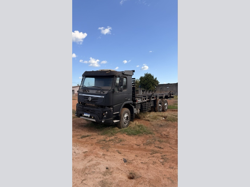 Volvo FM 2011 em leilão — MT