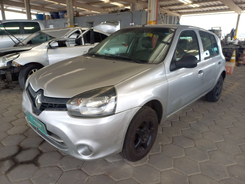 Renault Clio 2014 em leilão